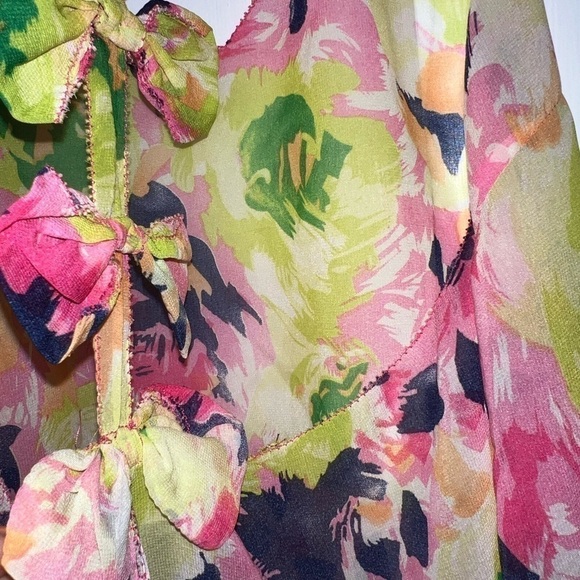 MILLAU silky tank with flower straps and racer back style. S. - Picture 4 of 8